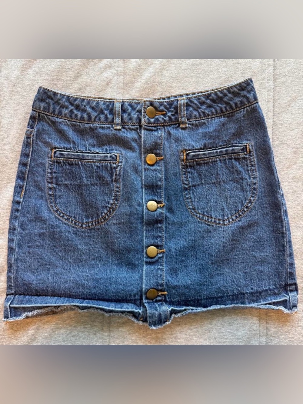 Forever 21 Denim Button Front Mini Skirt Size Small High Waist Frayed Hem